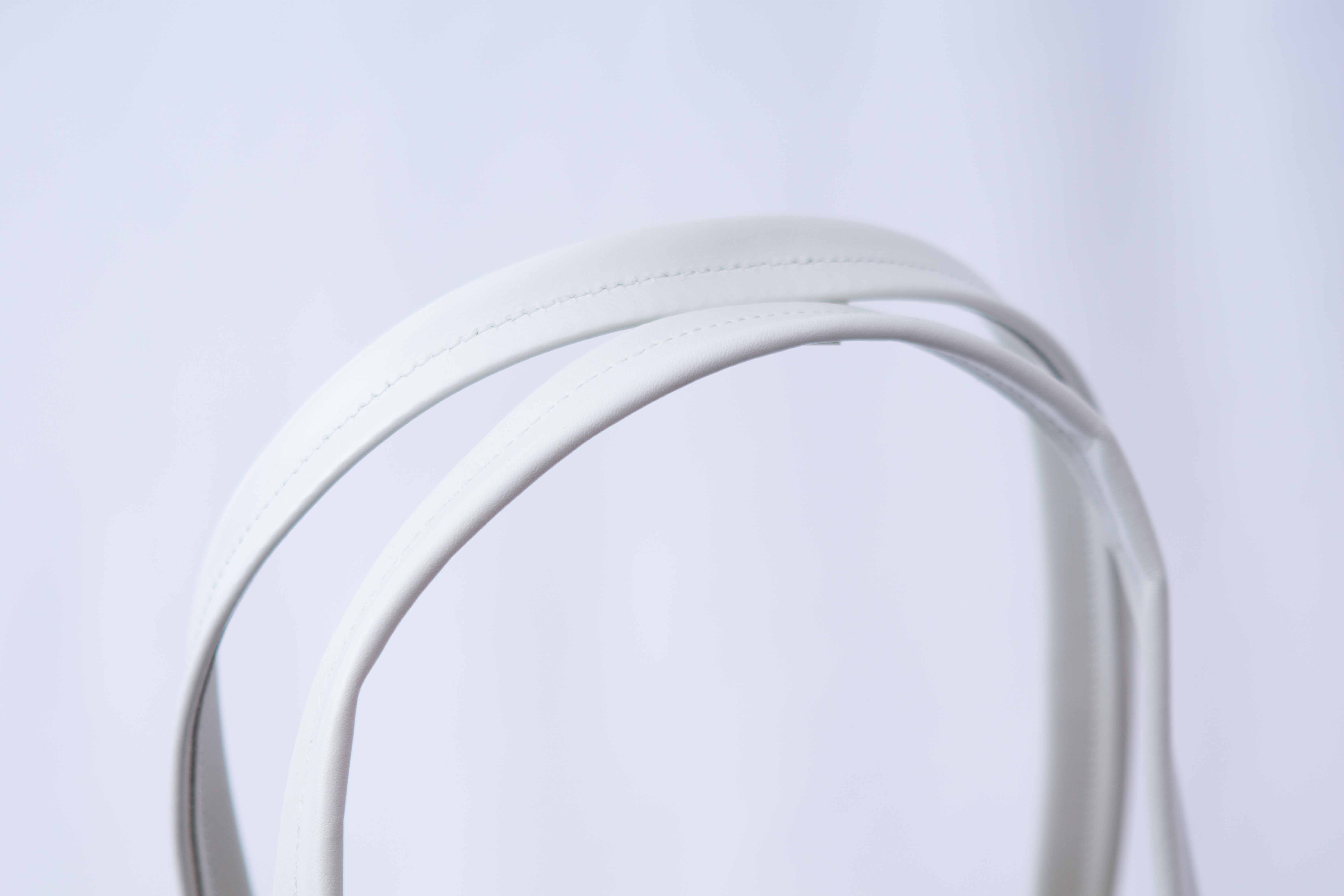 チューリーレザートートL