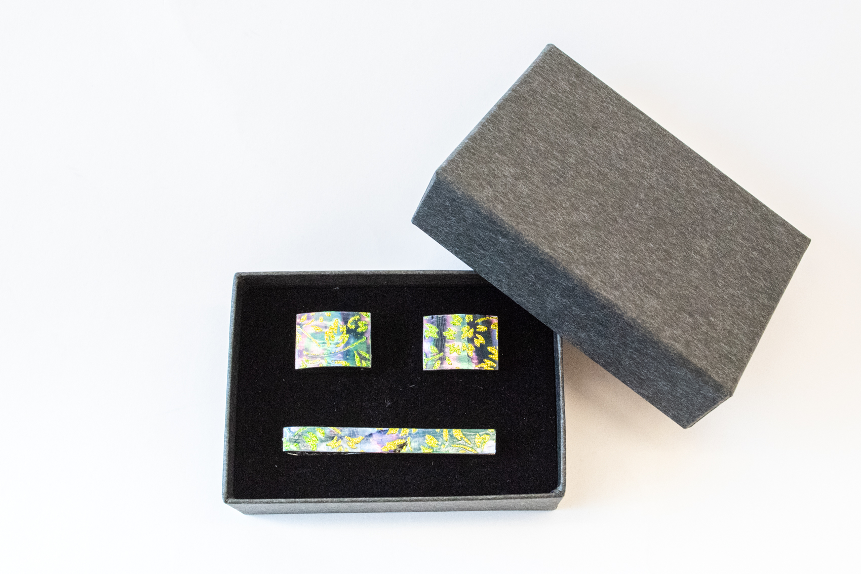 ネクタイピン・カフス