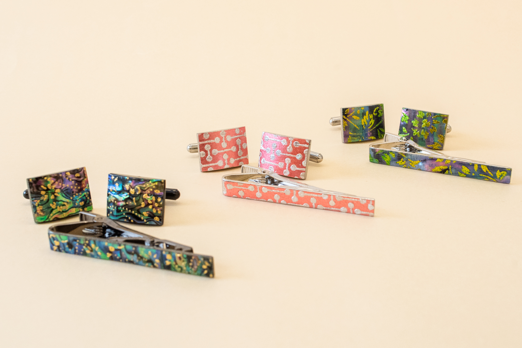 ネクタイピン・カフス