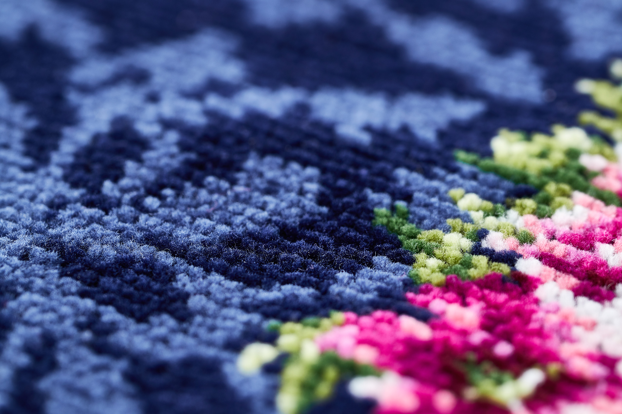 【タンプ限定】ソラプリザーブドフラワー＆花文字刺繍イニシャルハンカチセット