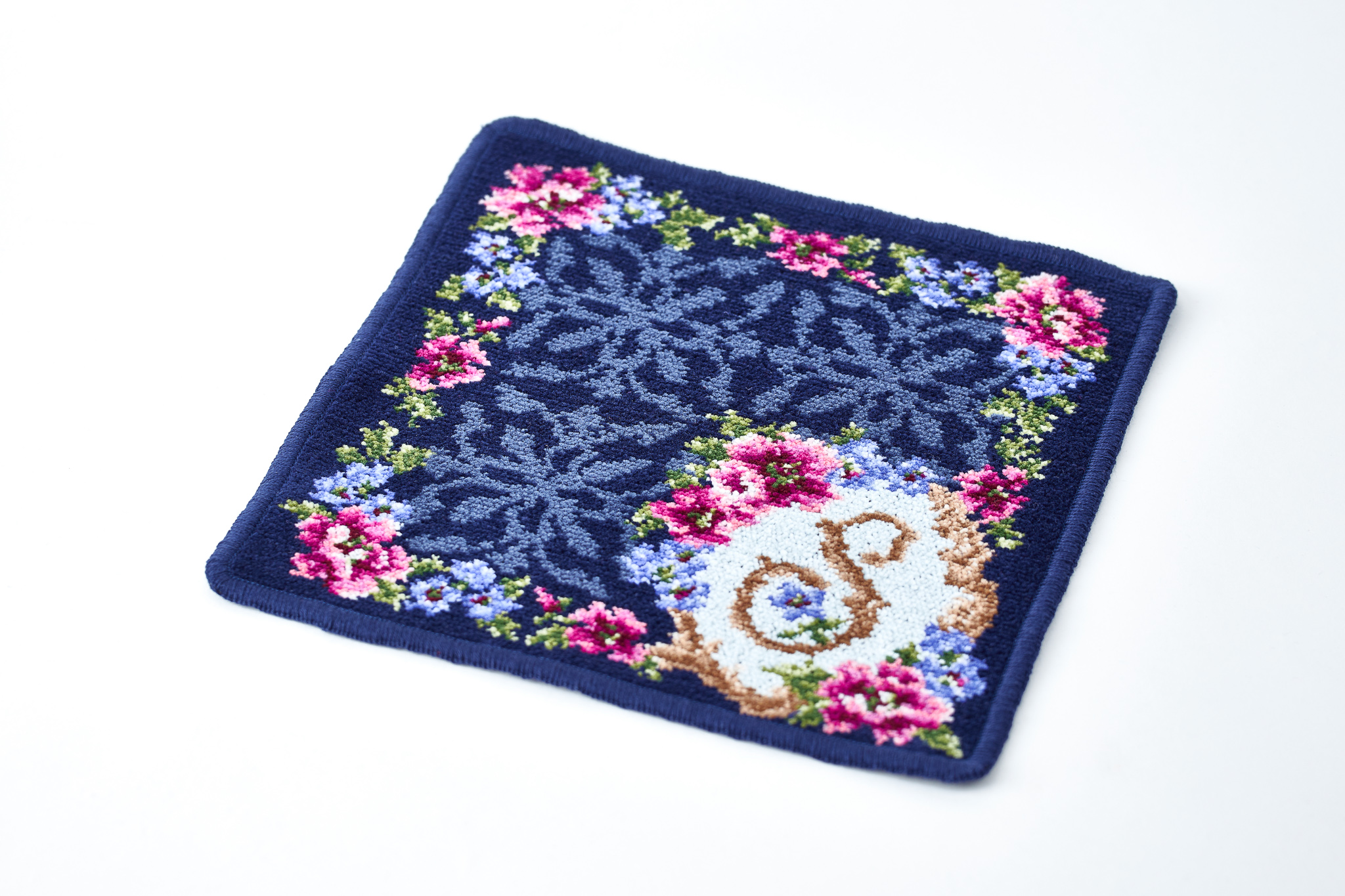 【タンプ限定】ソラプリザーブドフラワー＆花文字刺繍イニシャルハンカチセット