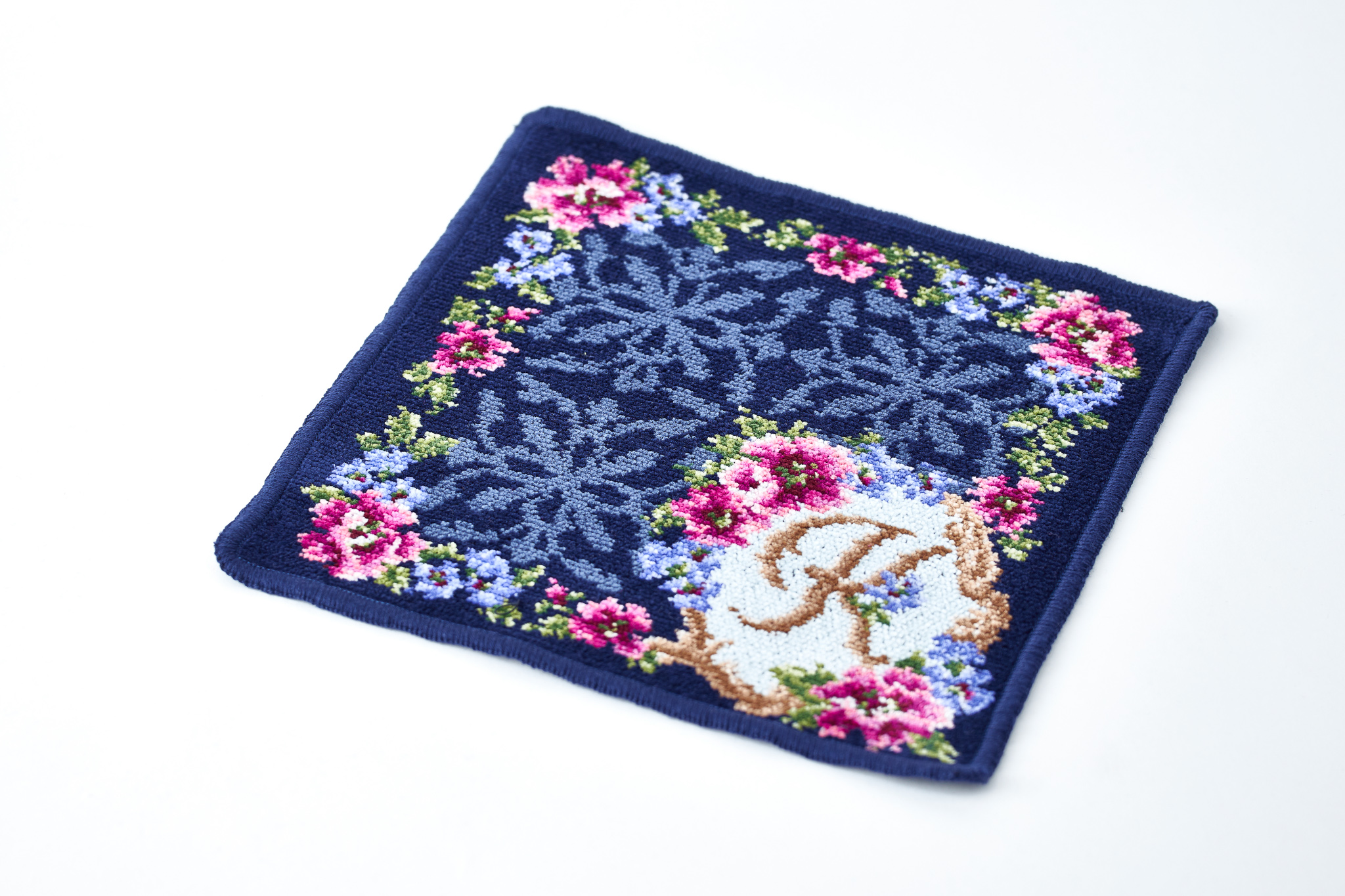 【タンプ限定】ソラプリザーブドフラワー＆花文字刺繍イニシャルハンカチセット