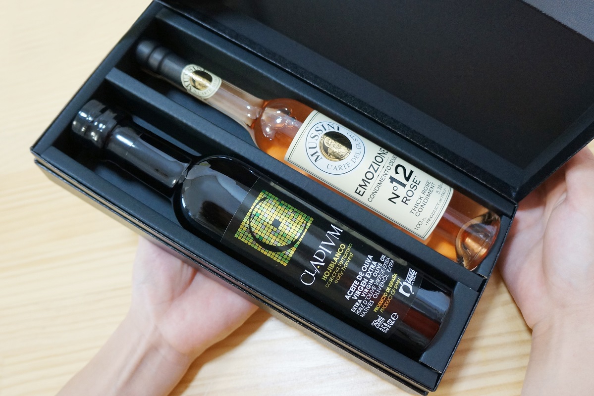 エモツィオーネNo.12ビネガー（ロゼ）・オリーブオイルCLADIVM250ml