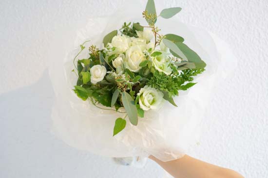 おまかせブーケ-ホワイト×グリーン