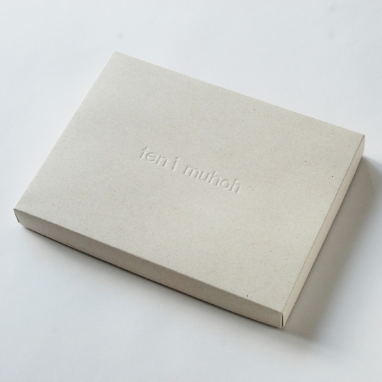 ベビー　木馬刺繍セット (おくるみ／靴下)