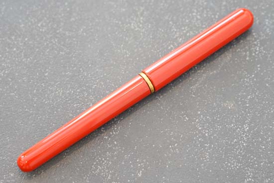 漆塗り携帯用筆ペン-無地染めの筆ペンケース