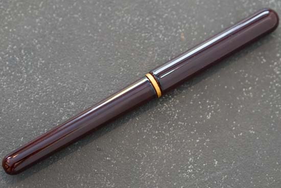 漆塗り携帯用筆ペン-無地染めの筆ペンケース