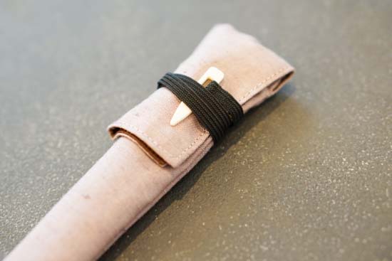 漆塗り携帯用筆ペン-無地染めの筆ペンケース