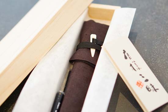 漆塗り携帯用筆ペン-無地染めの筆ペンケース