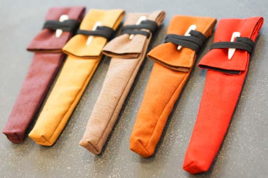 漆塗り携帯用筆ペン-無地染めの筆ペンケース