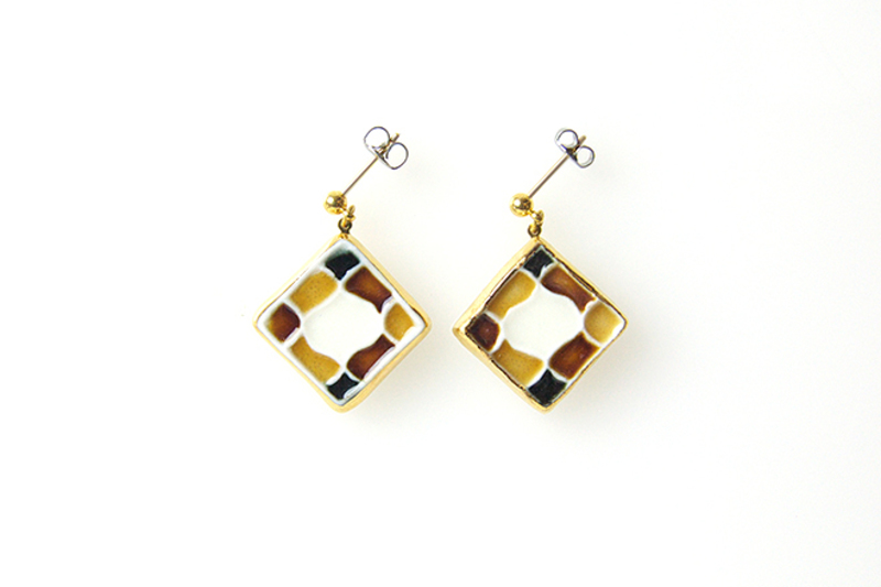 【ブランドBOX付き】もざいくらんたん　ピアス