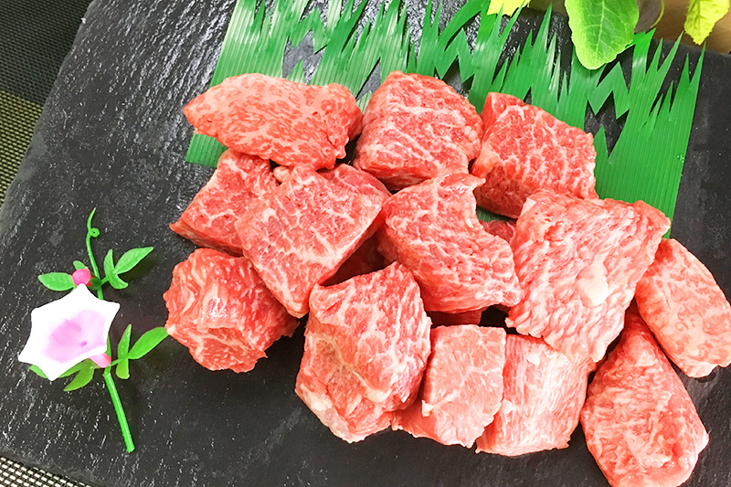 佐賀牛/宮崎牛 A4~A5 特上サイコロステーキ 700ｇ