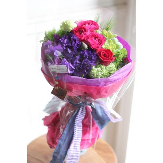 【季節の花束】ラウンドブーケ7000