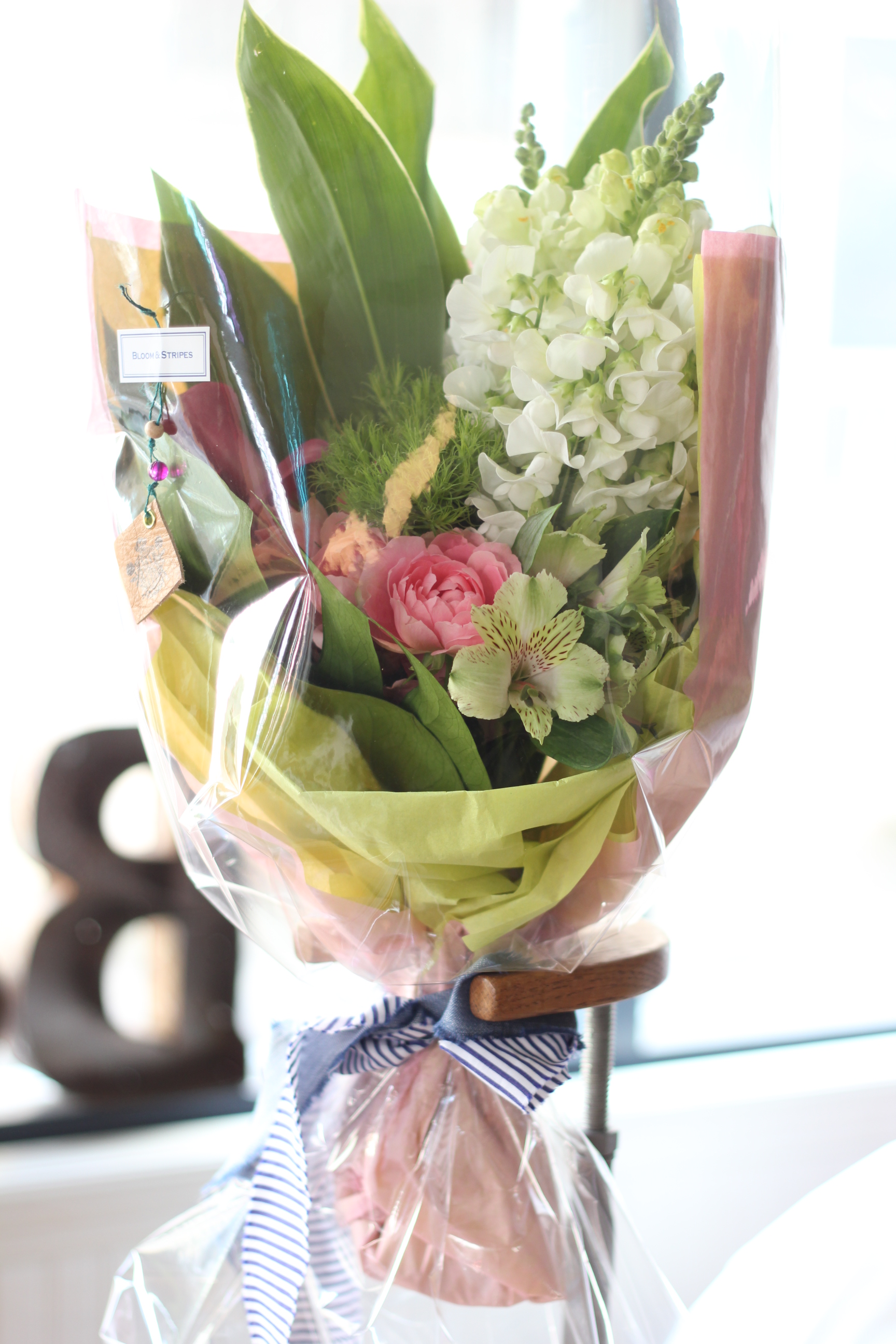 【季節の花束】クラッチブーケ5000