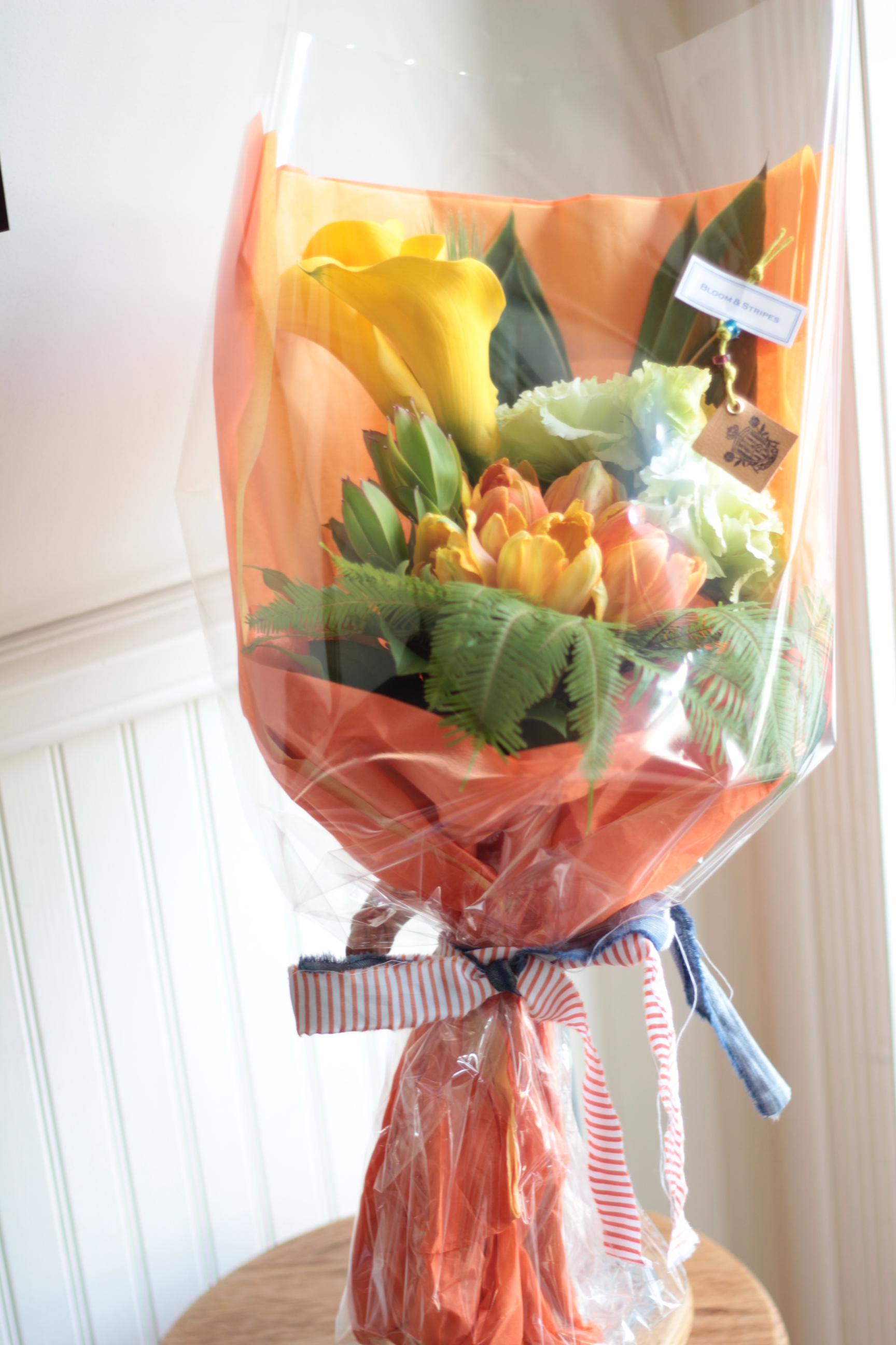 【季節の花束】クラッチブーケ7000