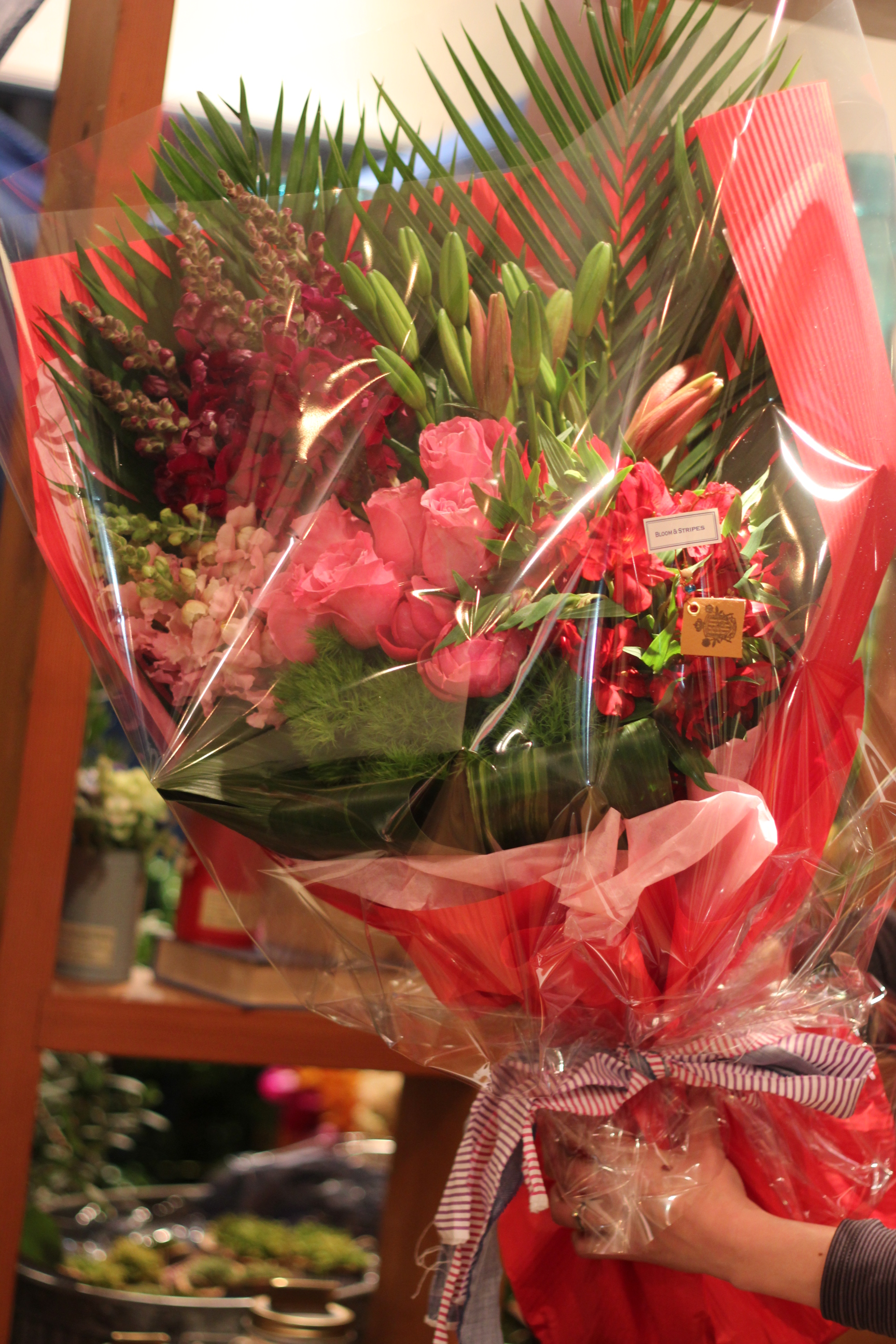 【季節の花束】クラッチブーケ10000