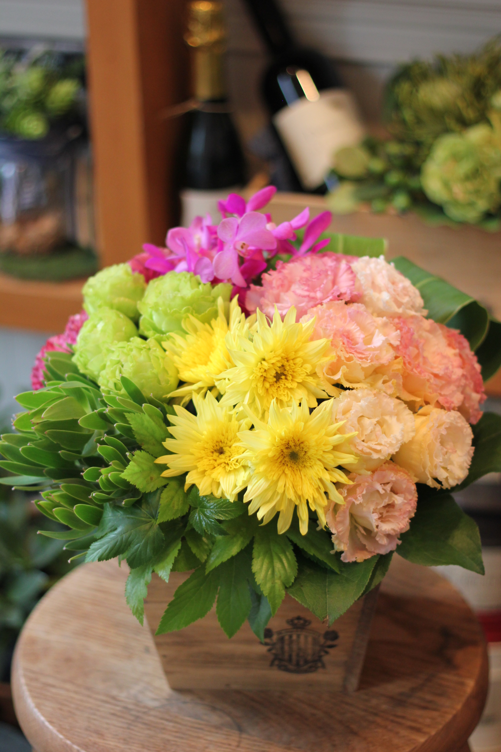 【季節のフラワーアレンジメント】ボールラウンド7000