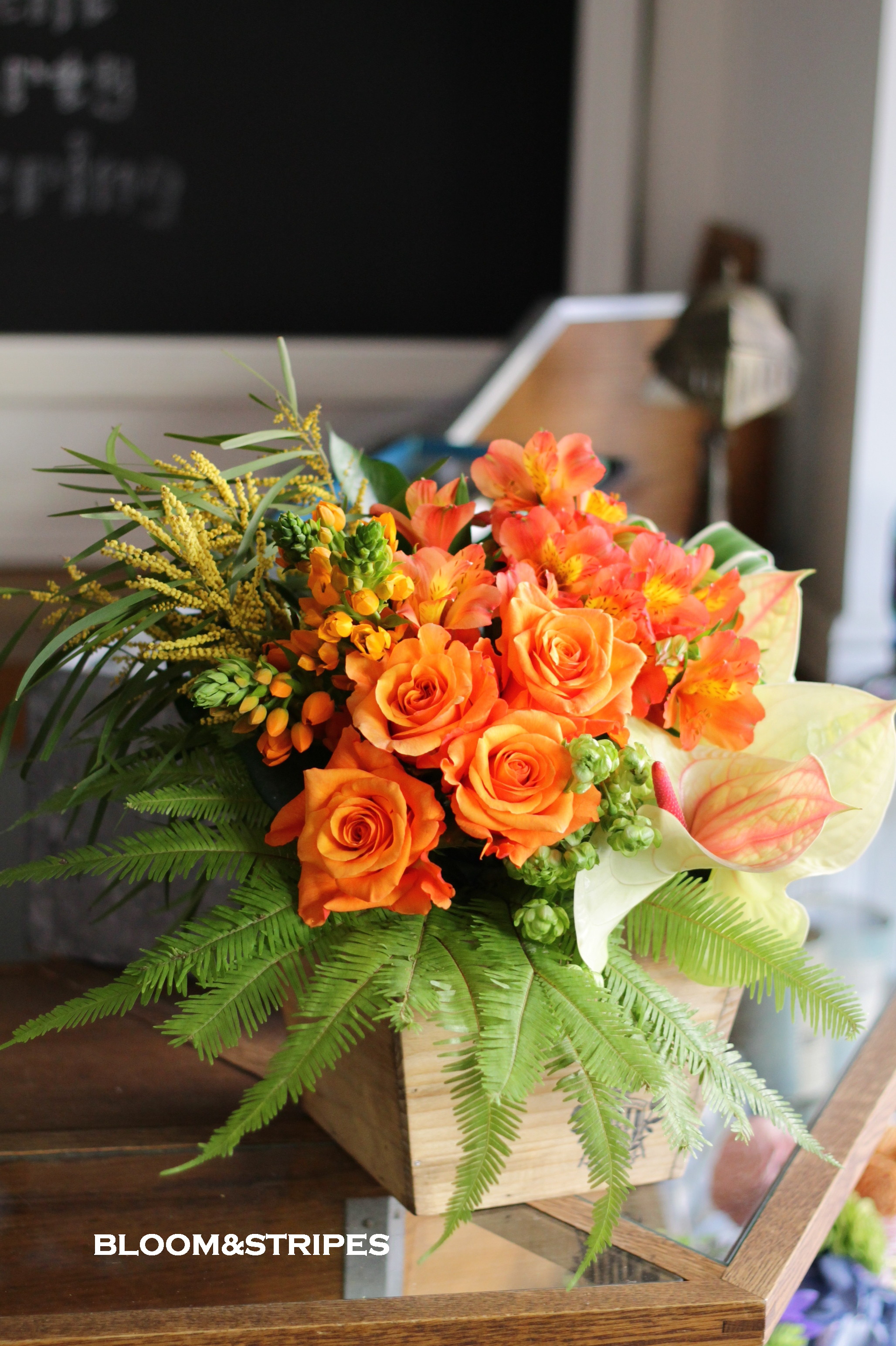 【季節のフラワーアレンジメント】ボールラウンド7000