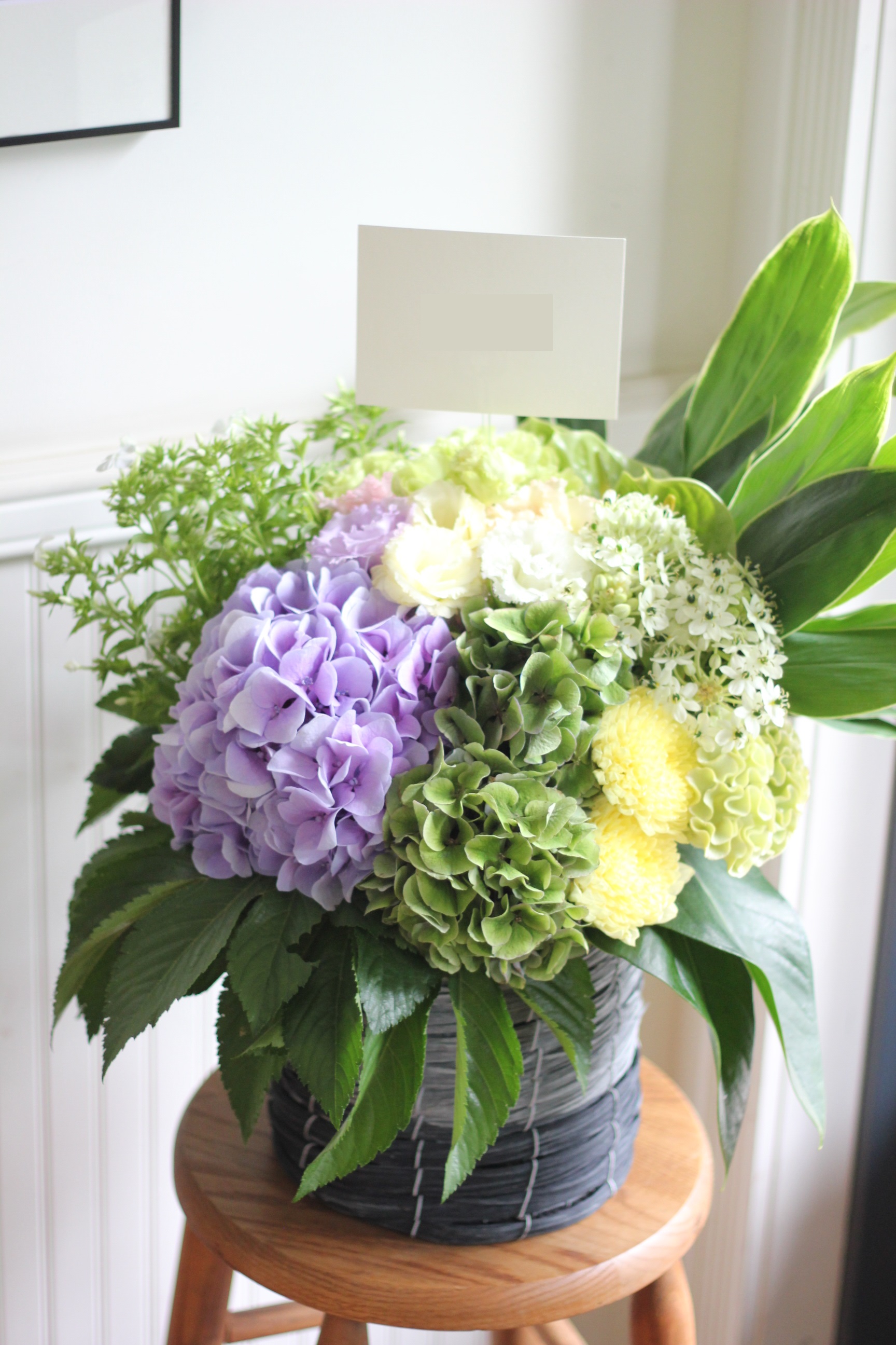 【季節のフラワーアレンジメント】ボールラウンド15000