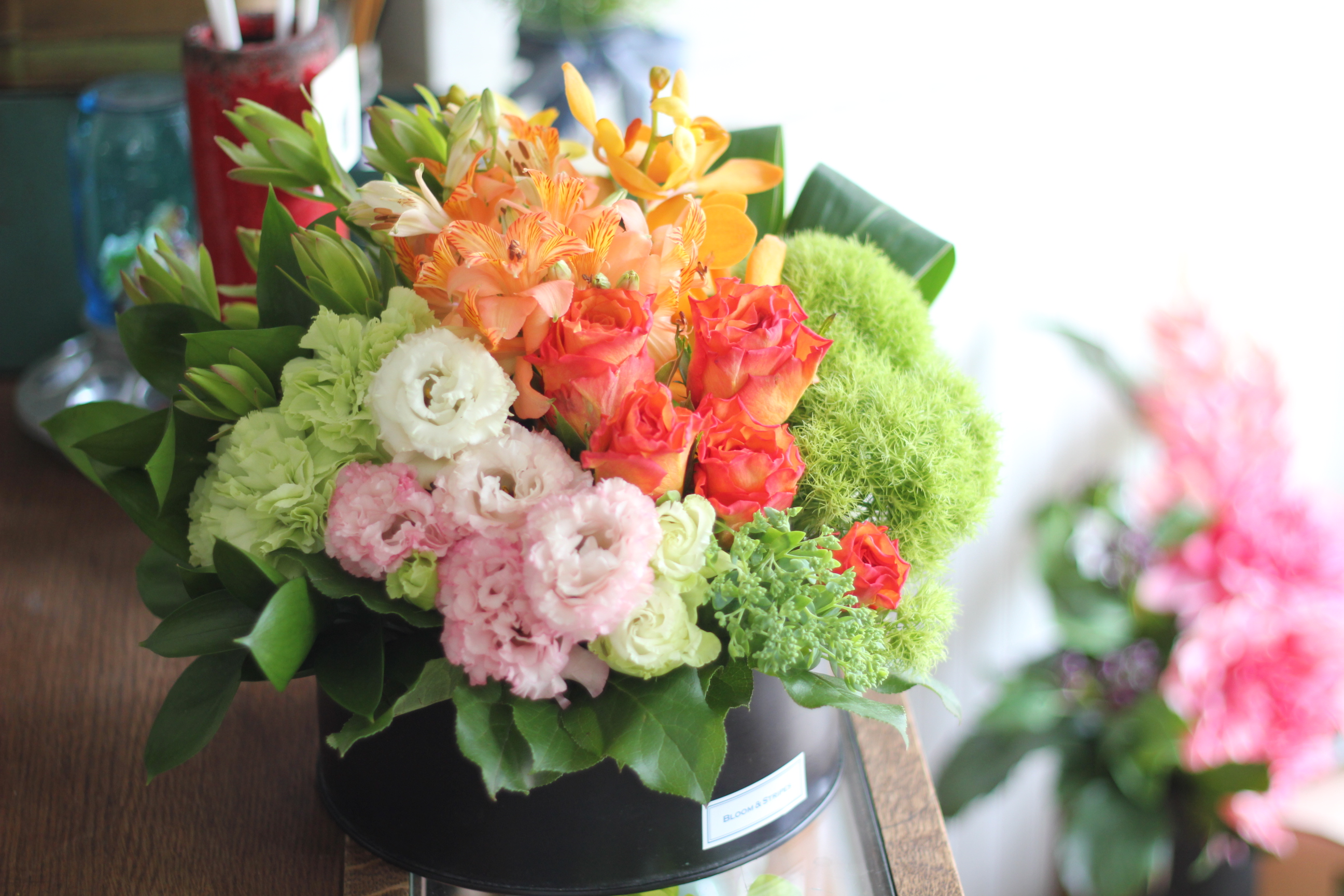 【季節のフラワーアレンジメント】ローラウンド10000