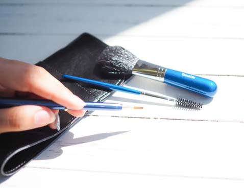 化粧ブラシ［人気ブラシ3本セット］