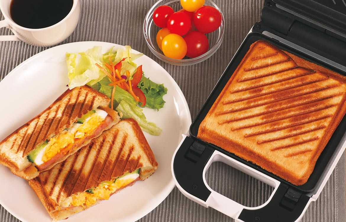耳まで焼けるホットサンドメーカー