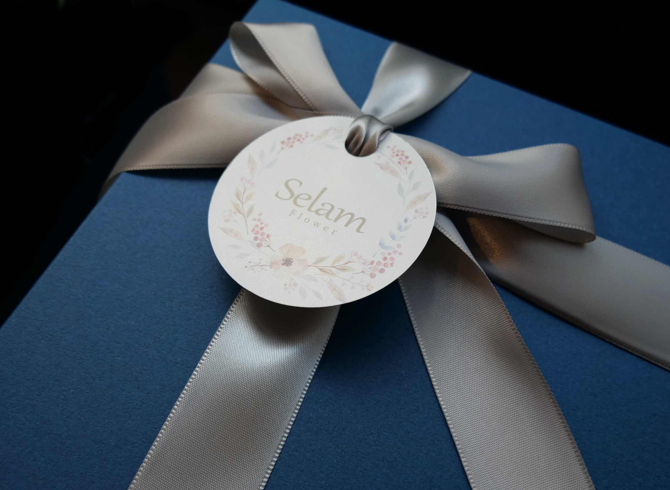 花言葉と贈るフラワーボックス