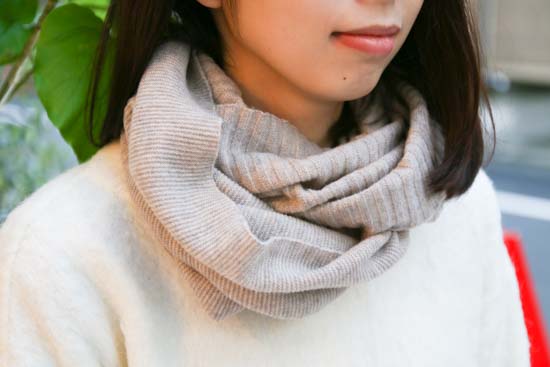 tsutsu スヌード 薄手で軽いウール100% ガーター編み