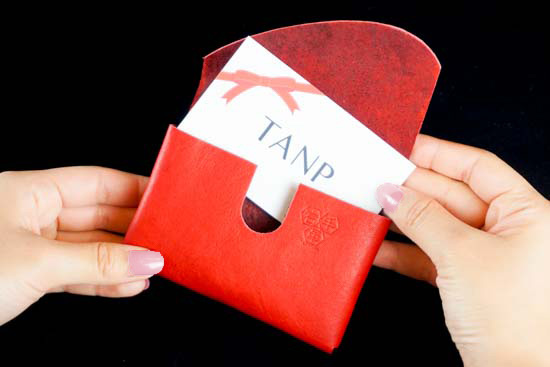 短角牛シームレス名刺入れ