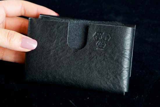 短角牛シームレス名刺入れ