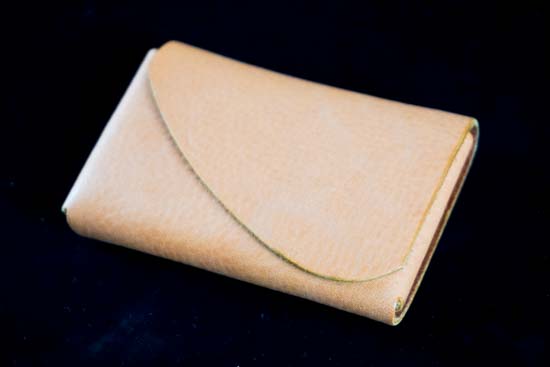 短角牛シームレス名刺入れ