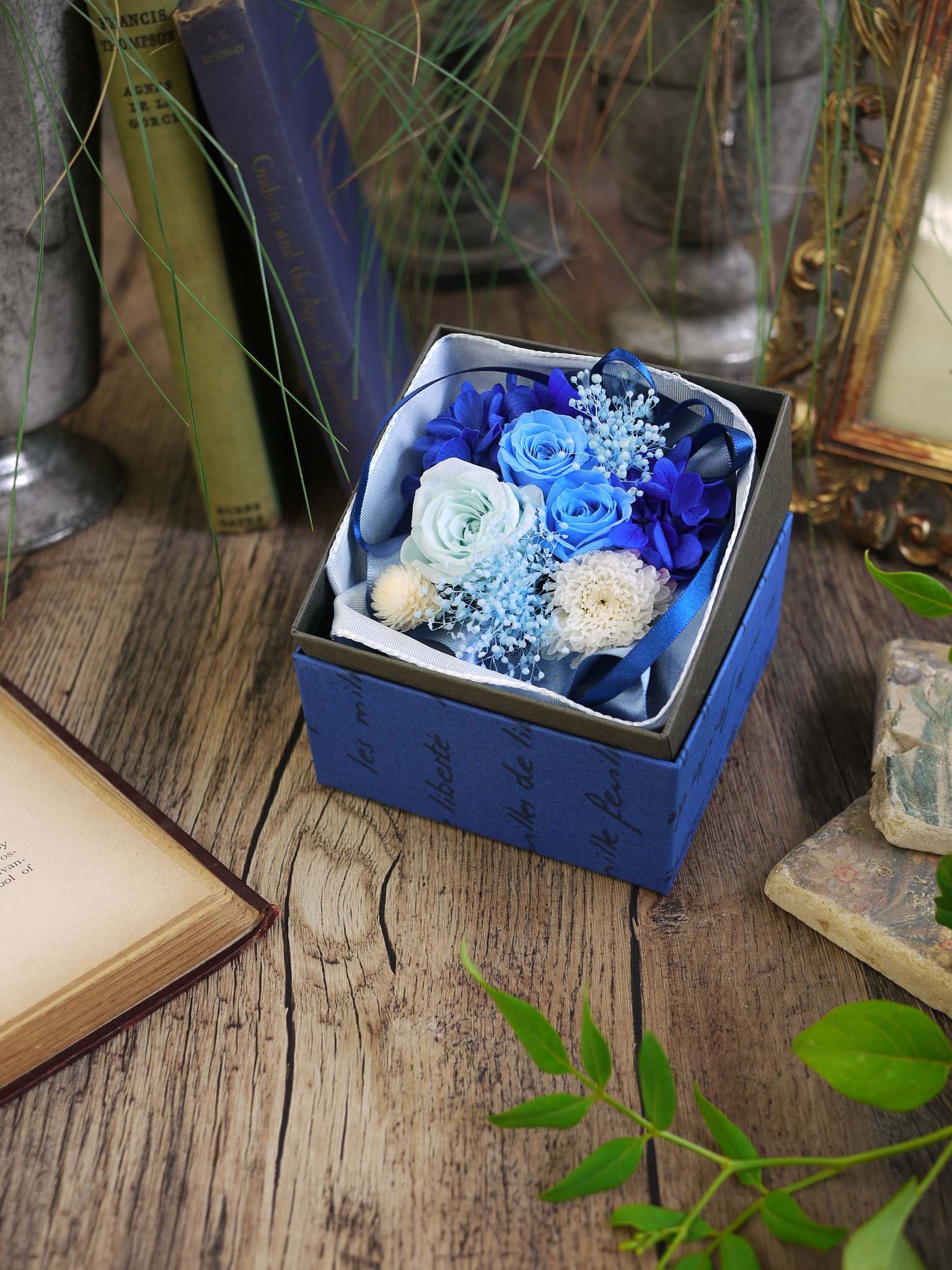 ボックスプリザーブドフラワー S