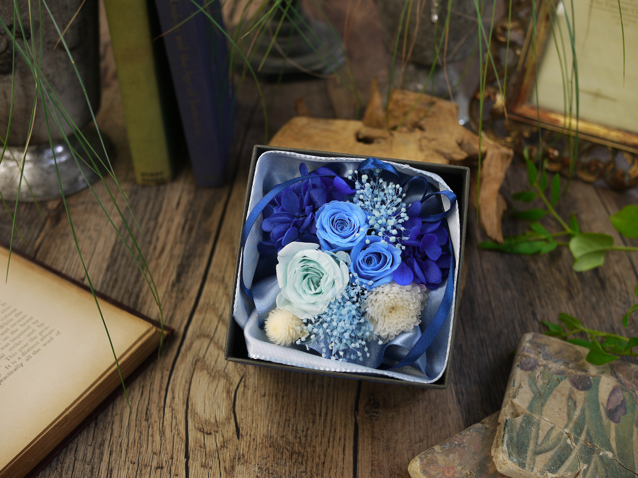 ボックスプリザーブドフラワー S