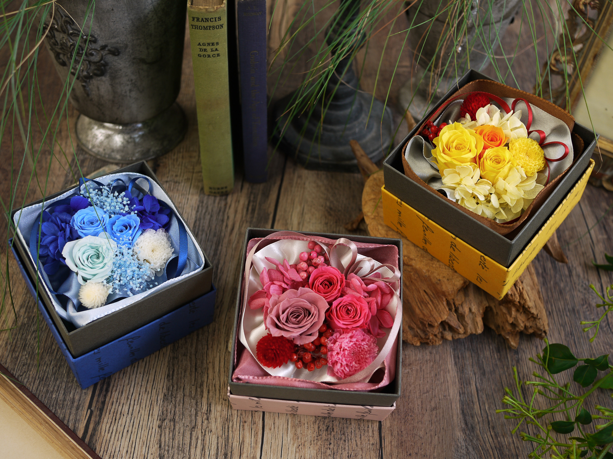 ボックスプリザーブドフラワー S