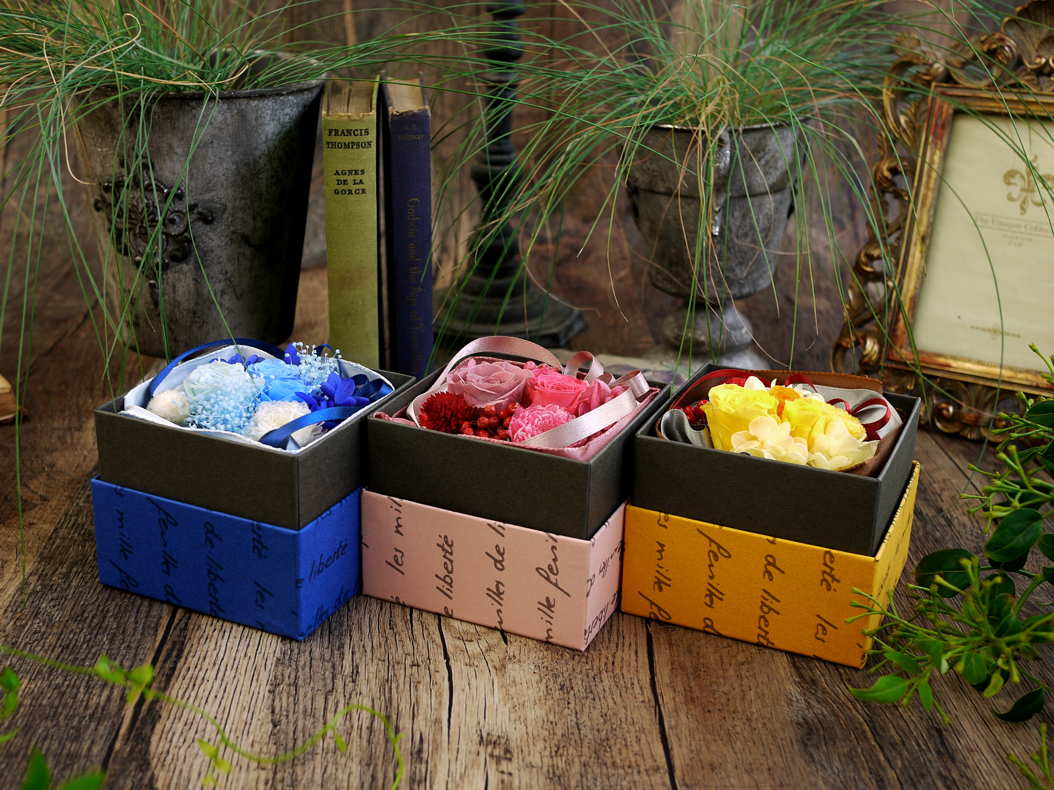 ボックスプリザーブドフラワー S