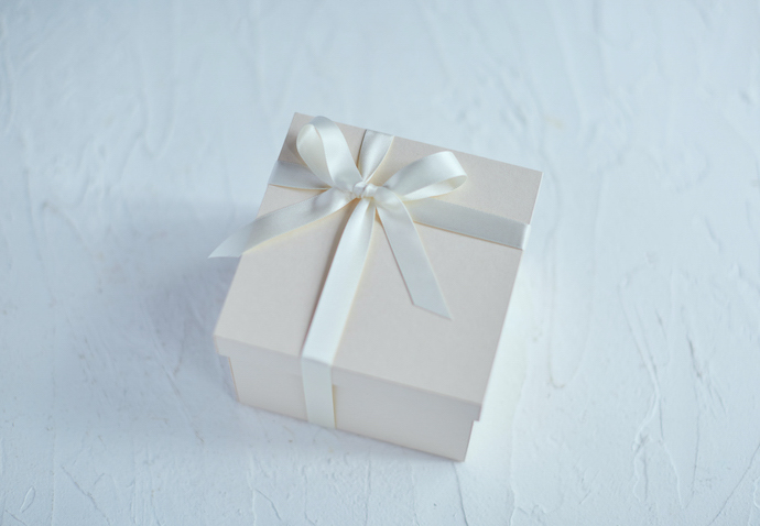 Boite de bonheur [幸せのボックス] ホワイト Sサイズ