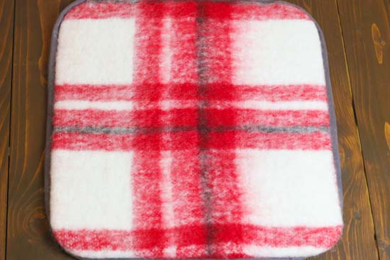ACRYL/WOOL CHECK MINI MAT