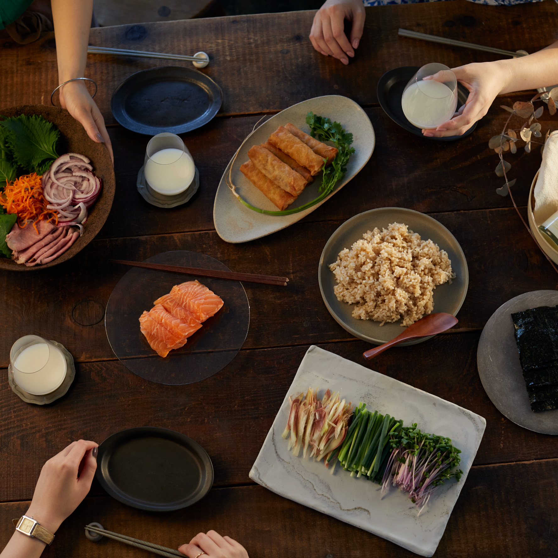 HACHIJI 多様な料理に応える白濁のにごり酒(日本酒・500ml)