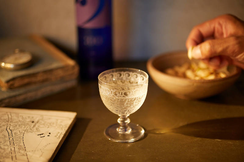 NIJI 深い夜を鮮明にするりんご酸純米酒(日本酒・500ml)