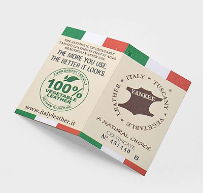 二つ折り札入れ