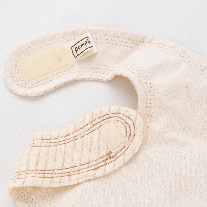 【名入れギフト】オーガニック　てんとう虫スタイ