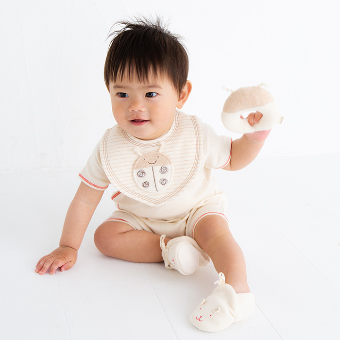 【名入れギフト】オーガニック　てんとう虫スタイ