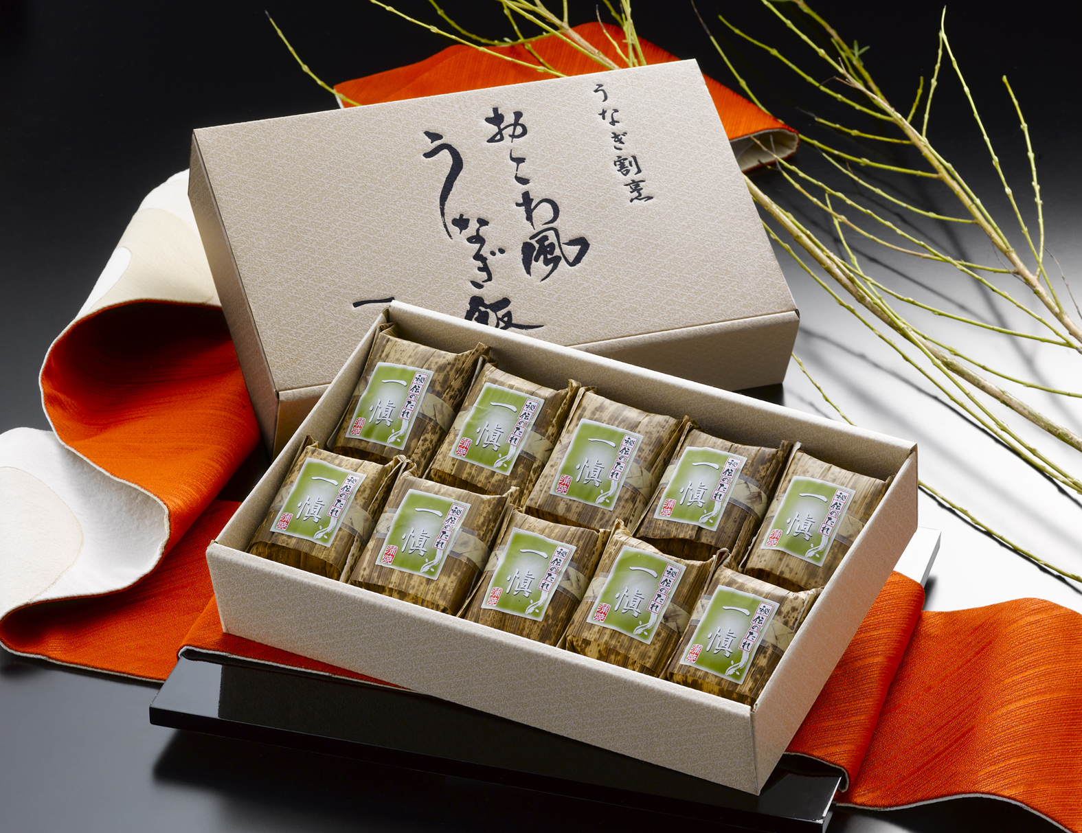 おこわ風うなぎ飯10個入　IUM610SN