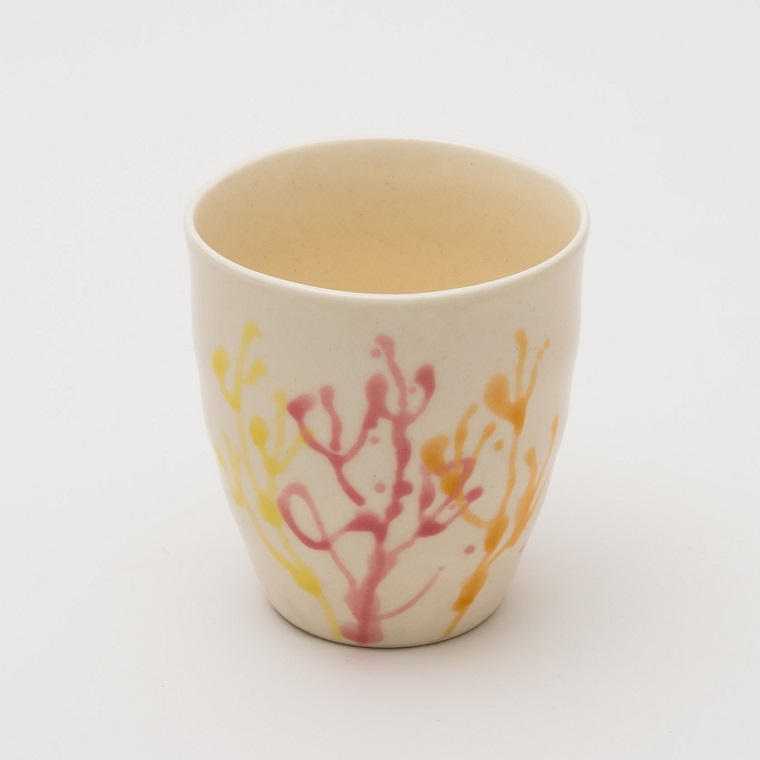 沖縄の海と縁起の良い珊瑚のタンブラー 純白