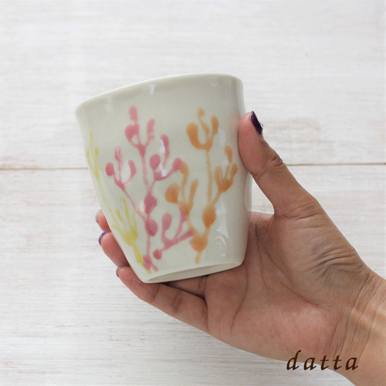 沖縄の海と縁起の良い珊瑚のタンブラー 純白