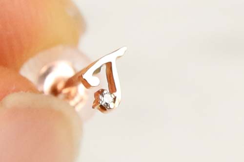 Tiny Initial Diamond Pierce-K10