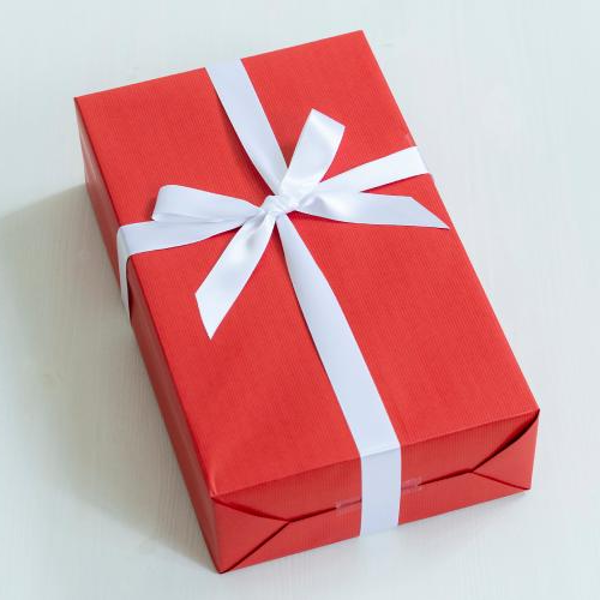 ペア シャンパングラスとスタンド付きプリザーブドフラワーのギフトセット