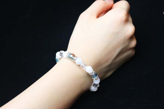 クリスタルブレスレット-デザイン２