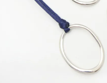 newgibbousmoon-navy の画像