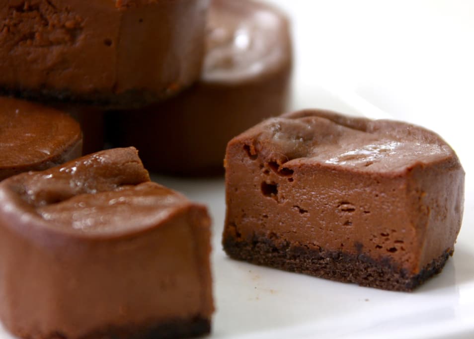 【2025年完全版】相手に喜ばれるバレンタインプレゼントのトレンド・人気ギフト特集